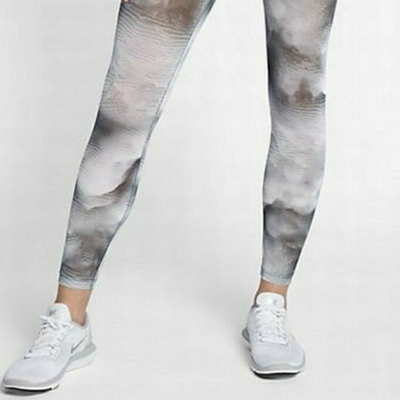 Nike POWER LEGENDARY LEGGING - Picture 3 of 15